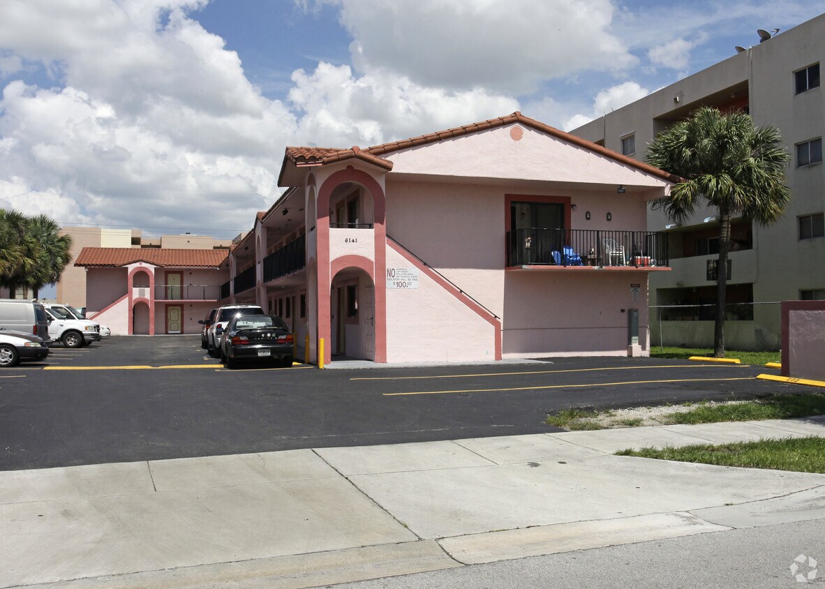 6141 -6165 W 22nd Ct - 6141-6165 W 22nd Ct