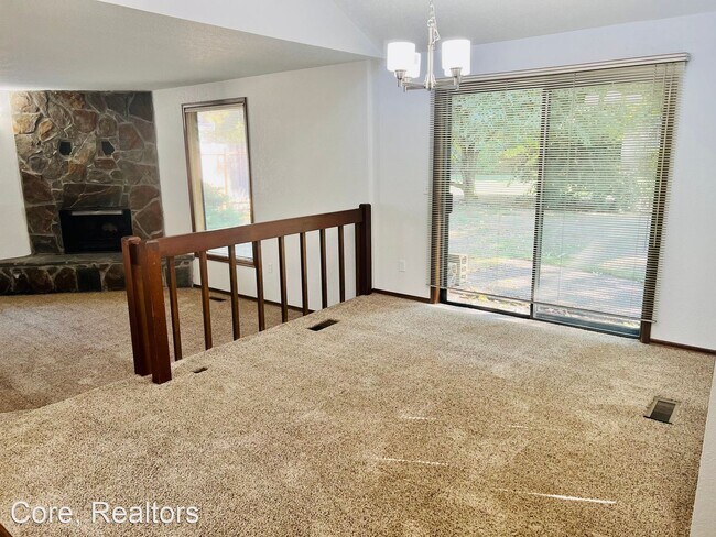 Building Photo - 3 br, 2 bath House - 21704 SW Martinazzi Ave.