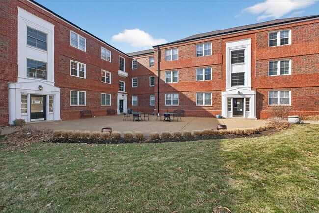 Foto del edificio - 923 S Hanley Rd