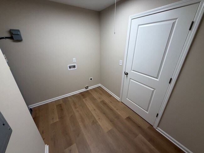 Foto del edificio - New Construction Duplex For Rent: 511 Maryland Ave, Burlington, NC