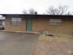Building Photo - 1845 Wyoming Ave