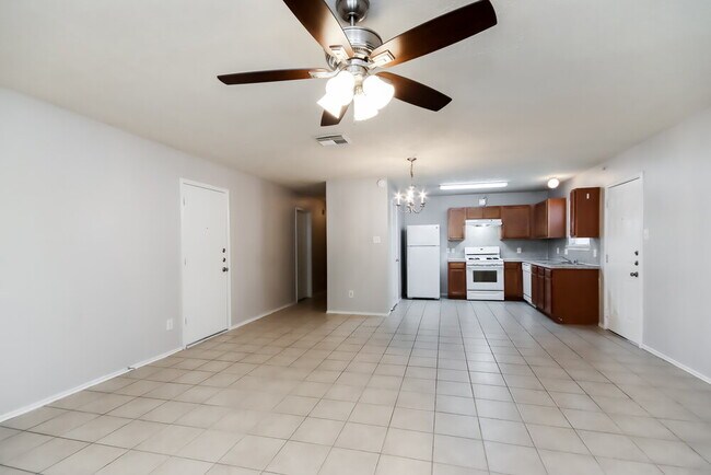 Foto del edificio - 17406 Wigeon Way Dr