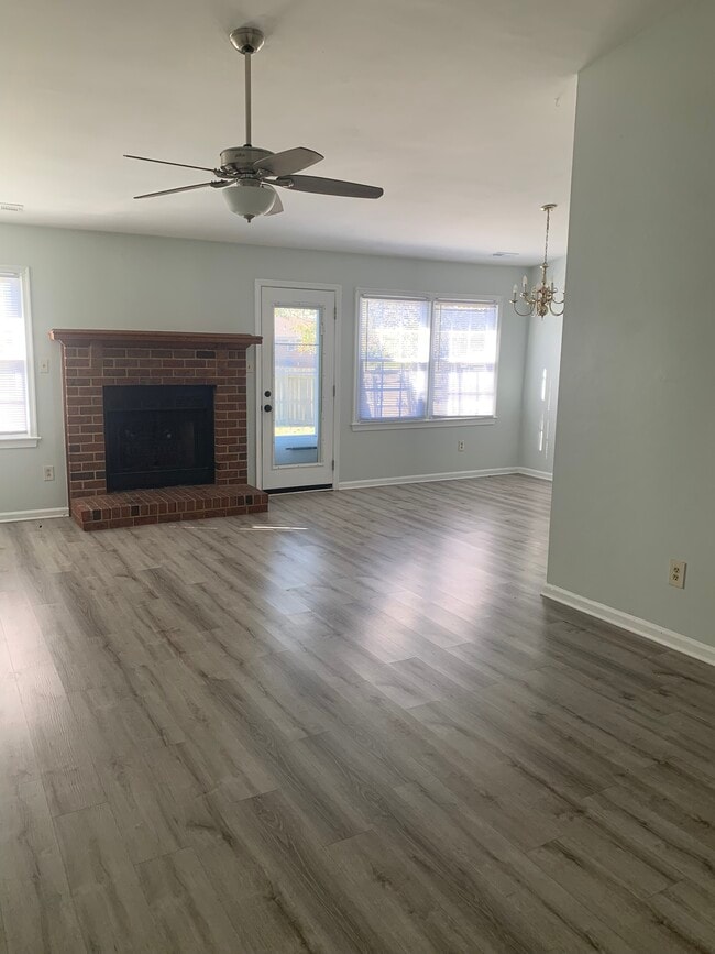 Foto del edificio - 945 Pink Star Ct