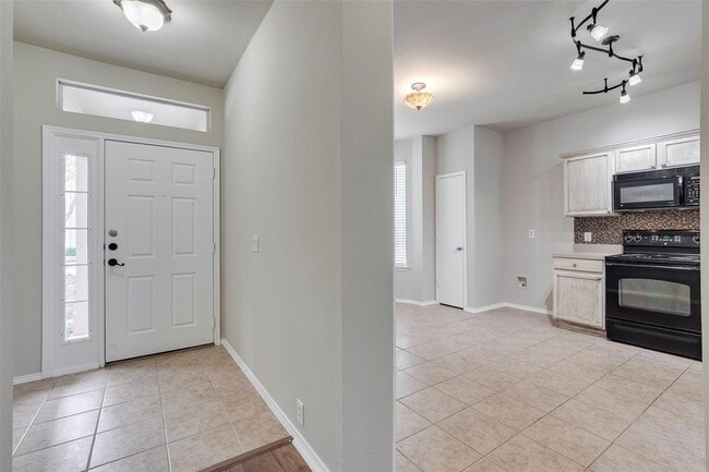Foto del edificio - TOWNHOME IN KELLER ISD!