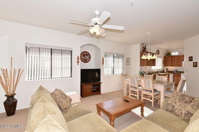 Foto del edificio - 7609 E Indian Bend Rd