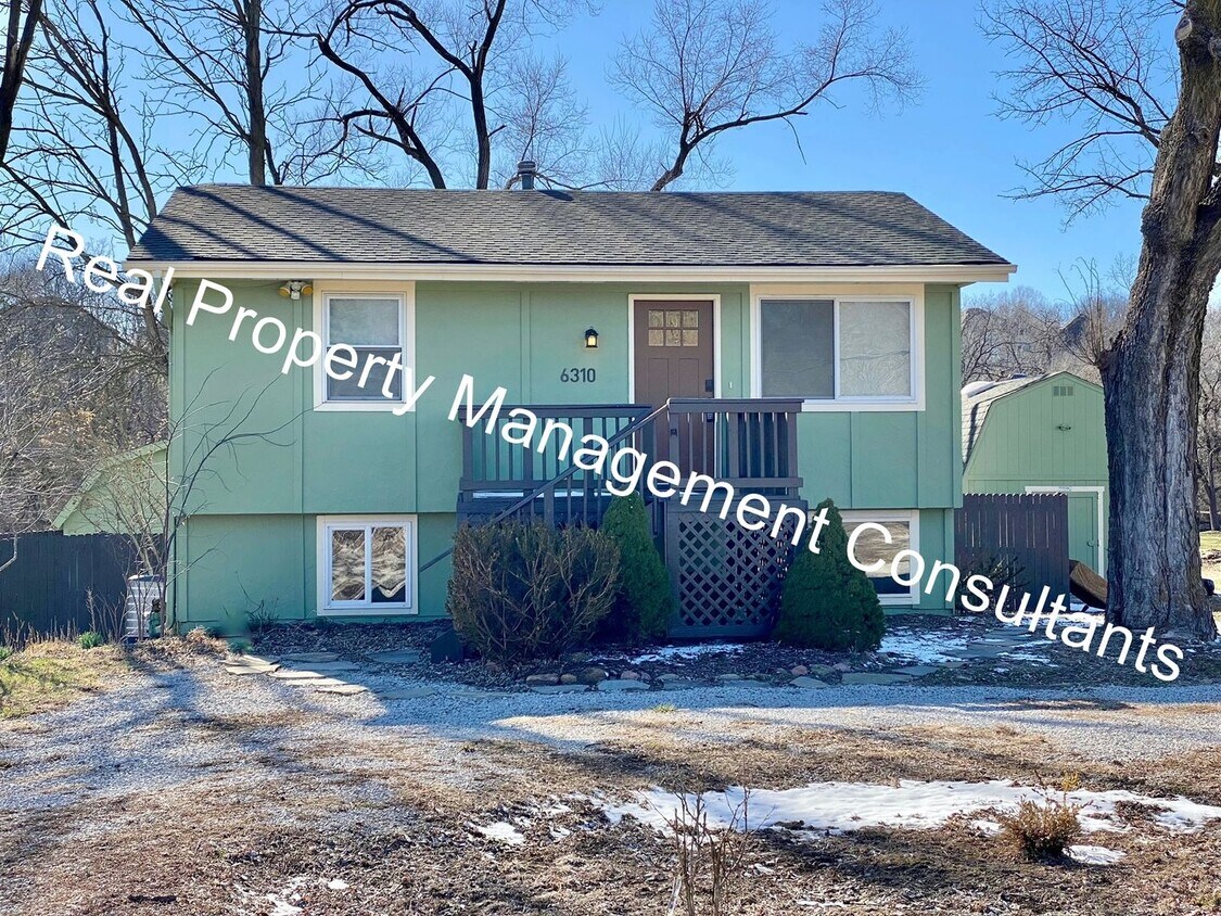 6310 NW Waukomis Dr, Kansas City, MO 64151 House Rental in Kansas