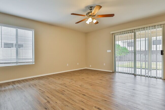 Foto del edificio - 942 E Whitten St