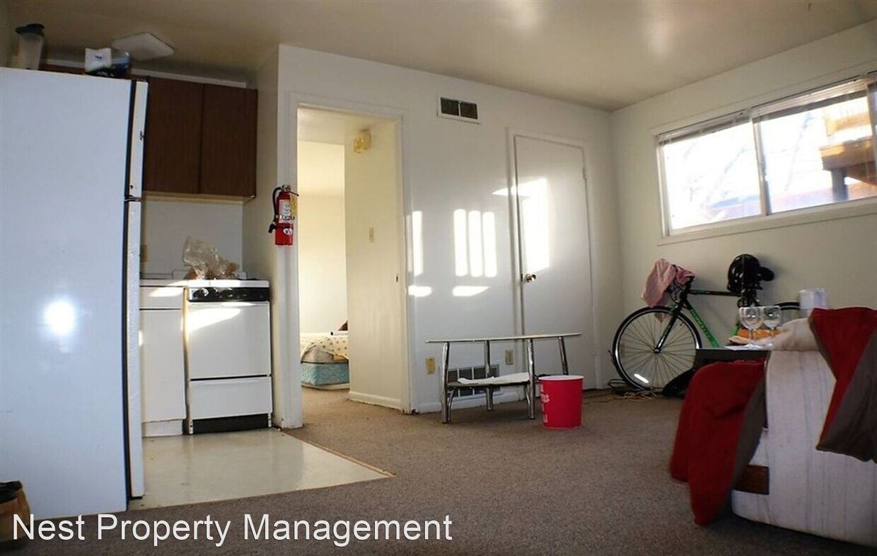 Primary Photo - 717 20th Ave