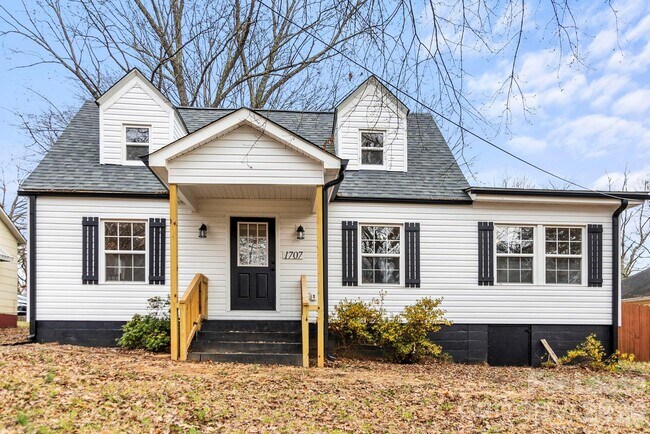 Foto del edificio - 1707 Wilson W Lee Blvd