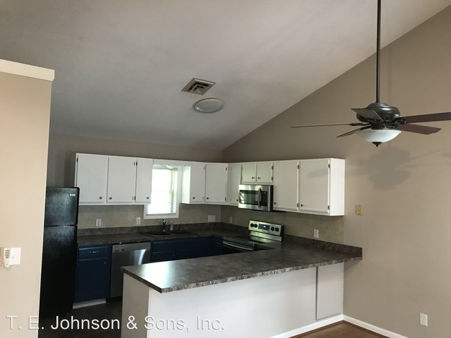 Building Photo - 2 br, 2 bath House - 1608 Anji Ct.