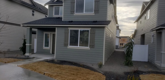 Building Photo - 24467 E Feather Ct