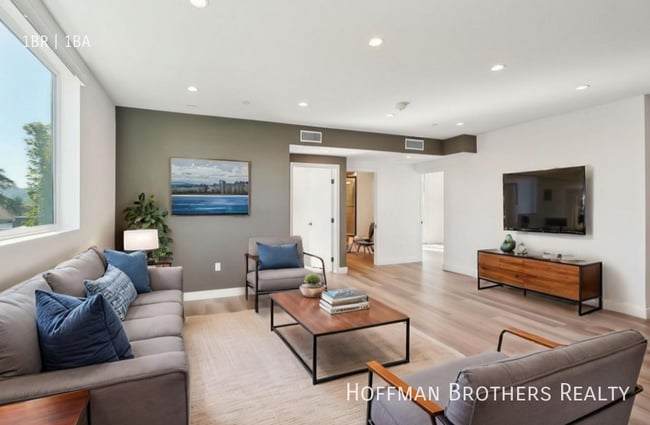 Foto del edificio - 10806 Blix St