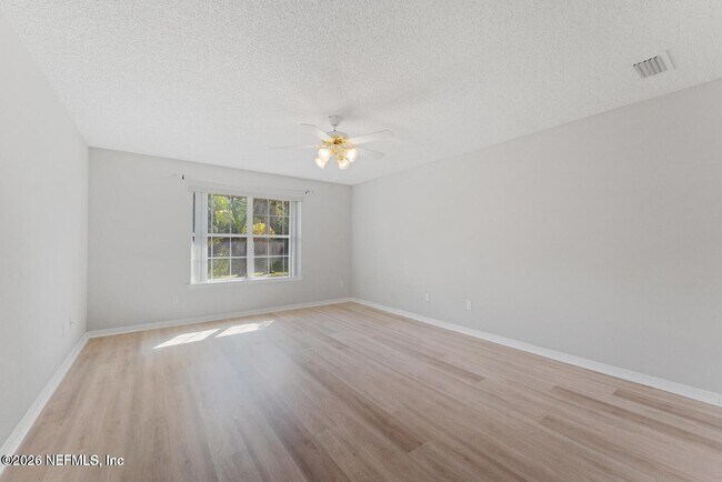 Foto del edificio - 5434 Bristol Bay Ln N