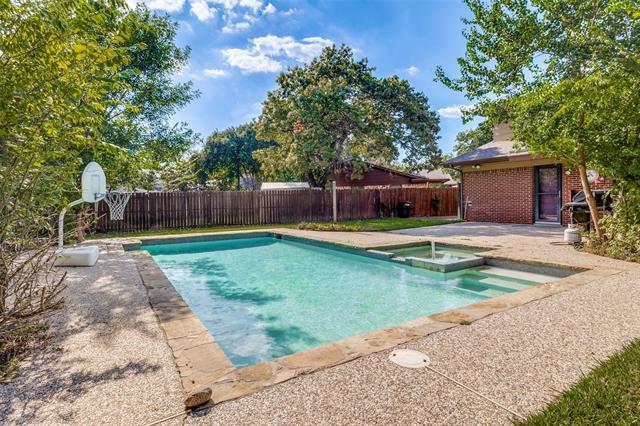Foto principal - 637 Cambridge Dr