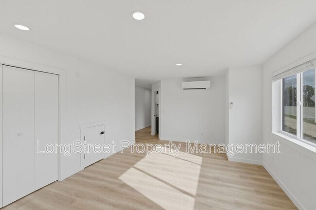 Foto del edificio - 820 S 19th St