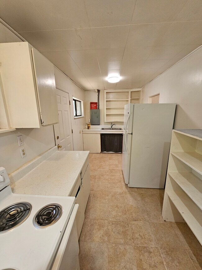 Foto del edificio - 1170 NE Harvey Rd