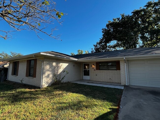 Building Photo - 209 Moonlight Trail