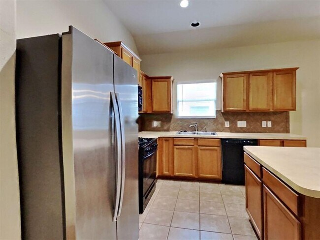 Building Photo - 14210 Merganser Dr