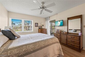 Building Photo - 1055 Forest Lakes Dr