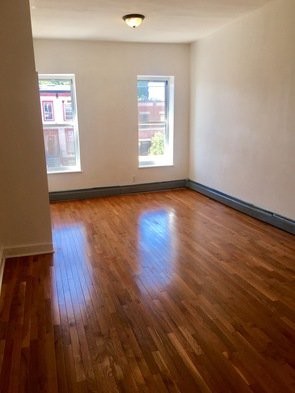 Primary Photo - 731 Lexington Ave