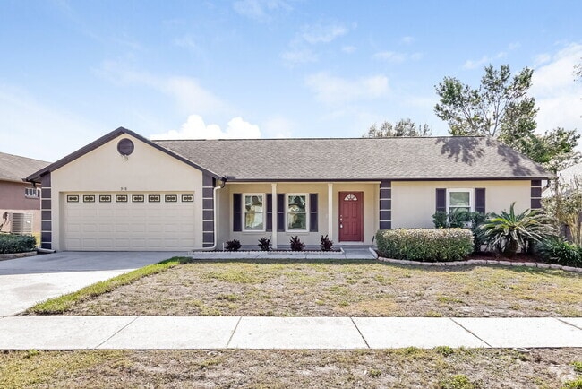 Building Photo - 948 Wicketrun Dr