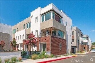 Building Photo - 609 S Lyon St