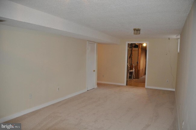 Building Photo - 5481 Braddock Ridge Dr