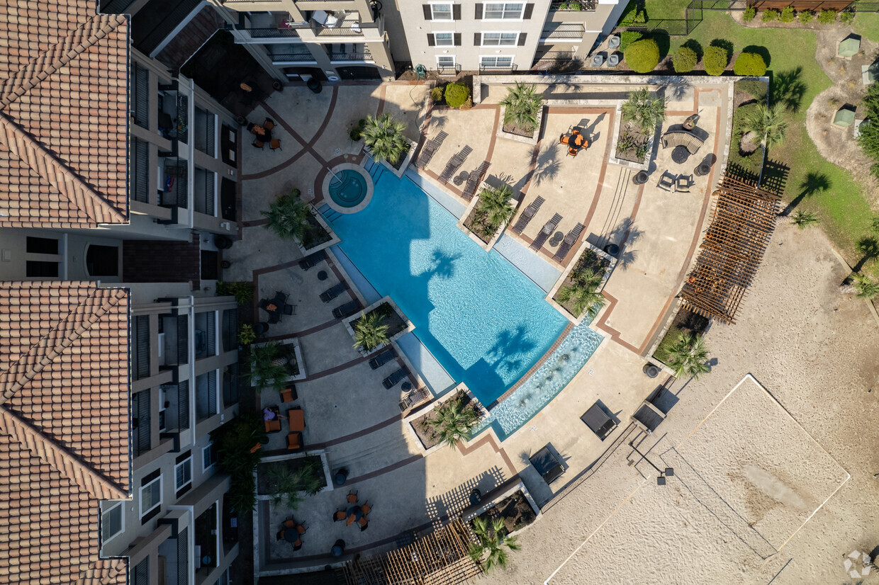 Pool Party! - Apartments For Rent in Katy Texas