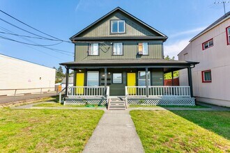 Building Photo - 5413 S Puget Sound Ave