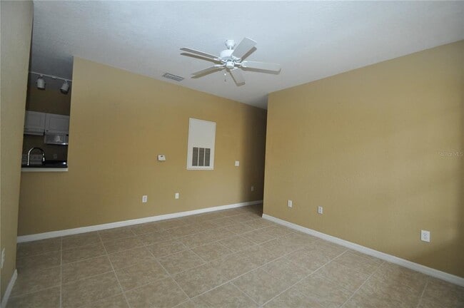 Building Photo - 864 Grand Regency Pointe