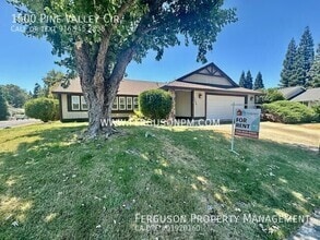 Building Photo - 1500 Pine Valley Cir
