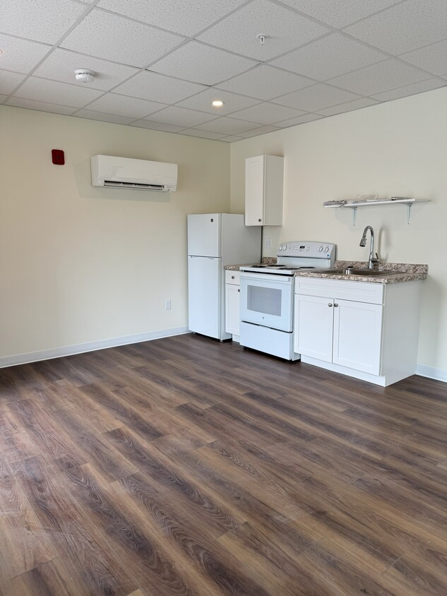 Foto principal - 162 Narragansett St