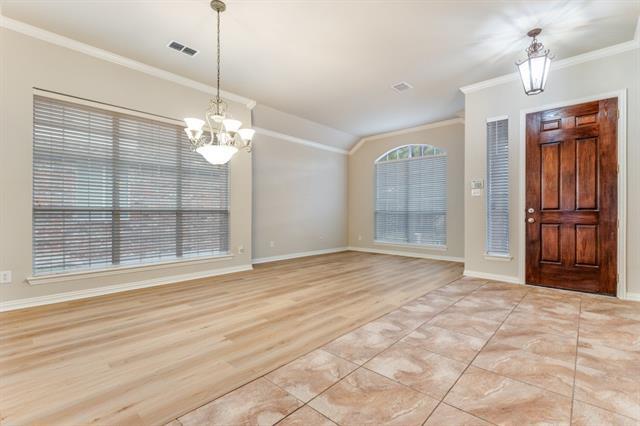 Foto del edificio - 6723 Lee Meadow Dr