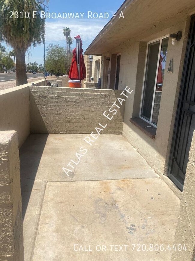 Building Photo - MOVE IN SPECIAL*** ONE MONTH FREE RENT! - ...