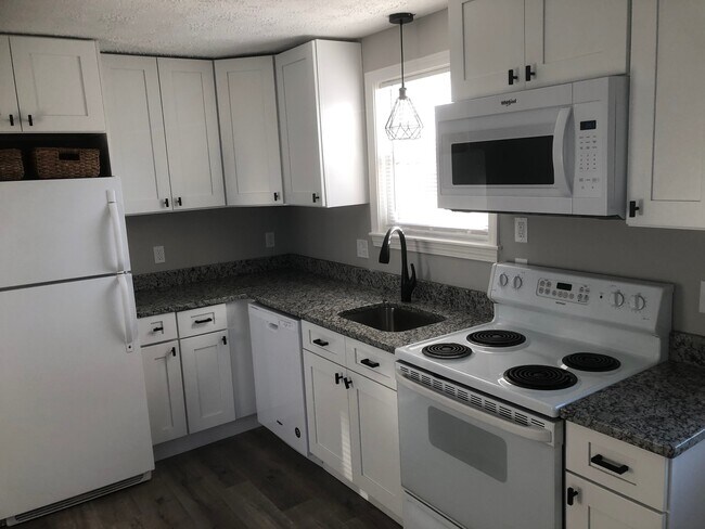 Kitchen - 65 Dearborn St