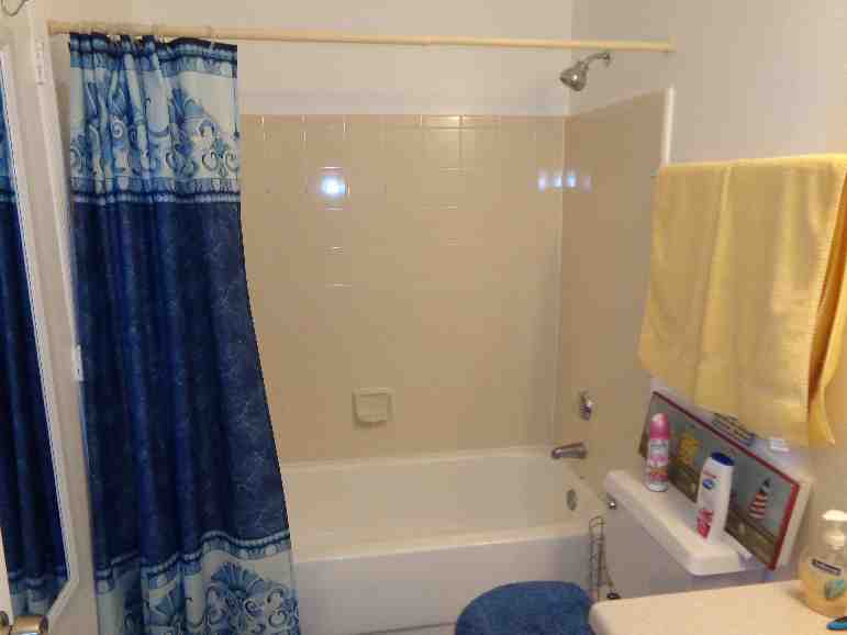 Master bathroom - 5968 Westgate Dr