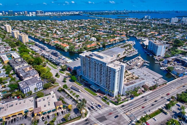 Building Photo - 13499 Biscayne Blvd