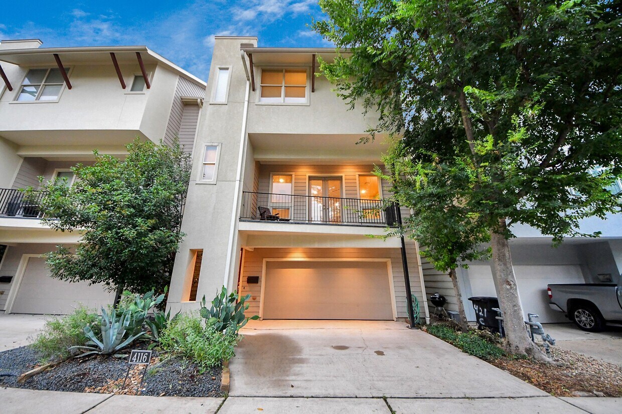 Foto principal - 4116 Dickson St