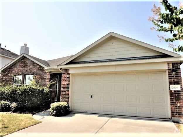 Building Photo - 2606 Slider Ct