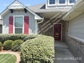 Building Photo - 1613 Fulwider Ln
