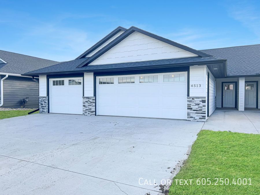 Primary Photo - Tranquil 3-Bedroom, 2-Bath Single Family Home