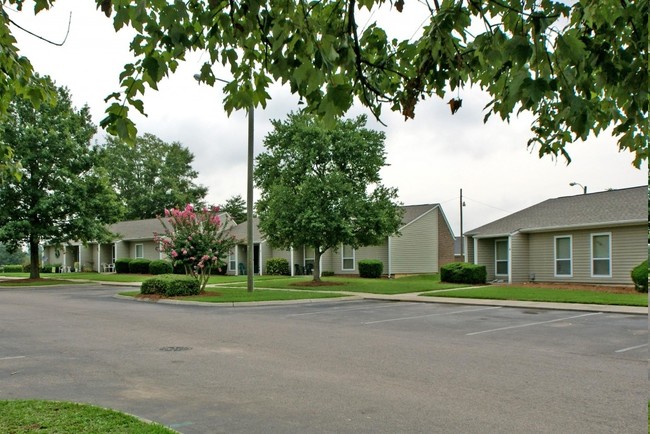 Building Photo - Dunn Village Apartments