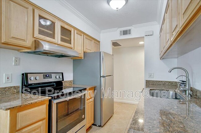 Foto del edificio - 1925 46th Ave