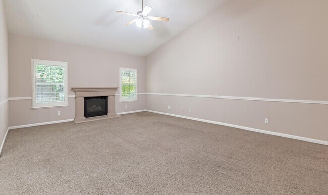 Building Photo - 4 Bedroom in Buchanan School District
