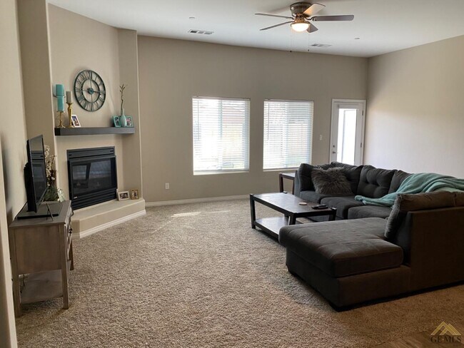 Building Photo - 6343 Sultry Rose Ct