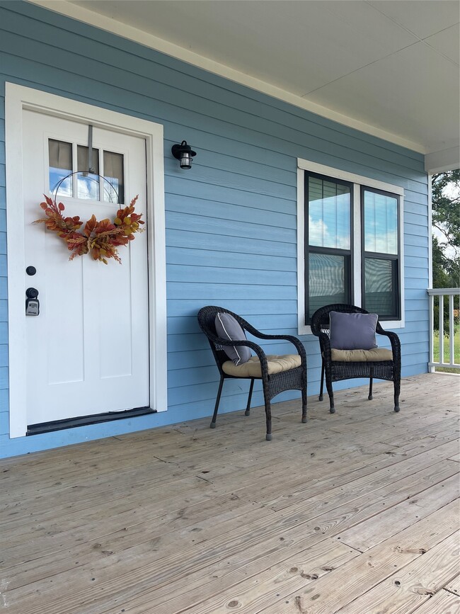 Building Photo - 226 N Dixie St