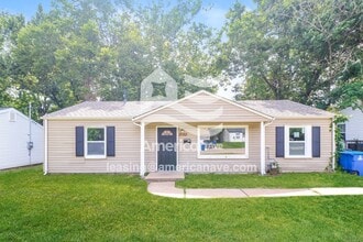 Building Photo - 9749 Dennis Dr