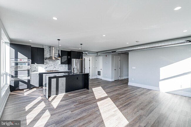 Foto del edificio - 526 Brown St