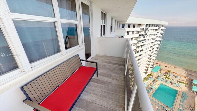 Building Photo - 3725 S Ocean Dr