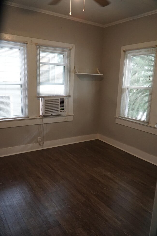 Foto del edificio - 411 W Taft St